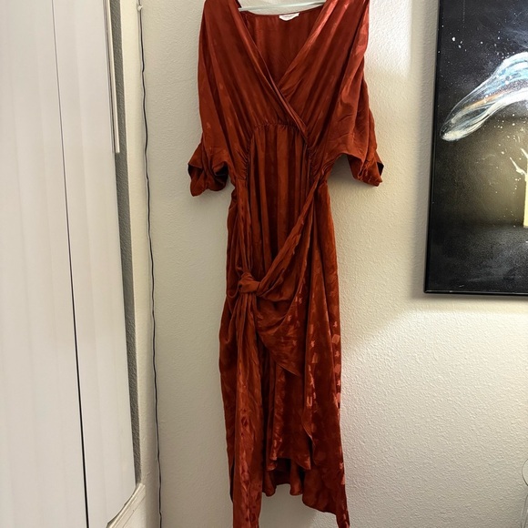 Callahan Knitwear Revolve Elegant Sami Rust Wrap Dress Size Small - Picture 9 of 9
